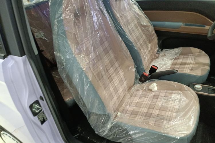 Used Chery QQ Ice Cream 2024 205km Sundae Right Front Seat