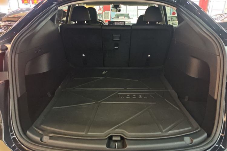 Used Tesla Model Y 2024 Rear-Wheel-Drive Version Trunk
