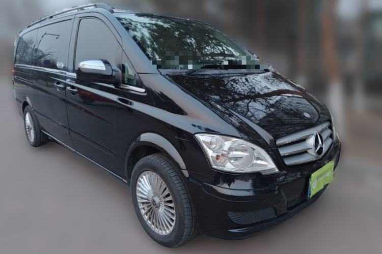 Used Mercedes-Benz Viano 2013 3.0L Comfort Edition Front Right 45 Deg