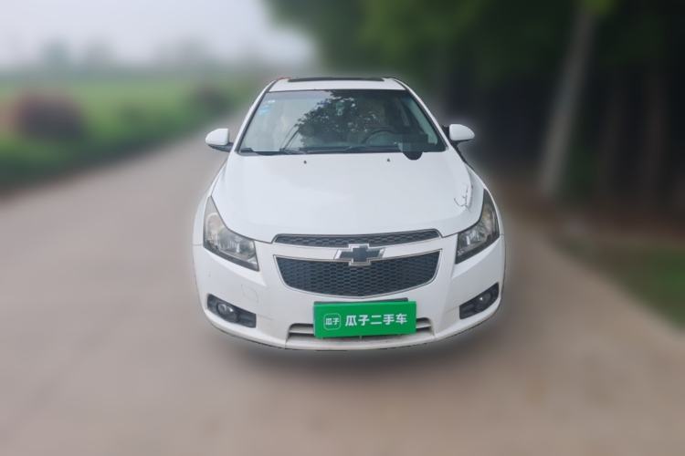 Used Chevrolet Cruze 2013 1.6L SE MT Front