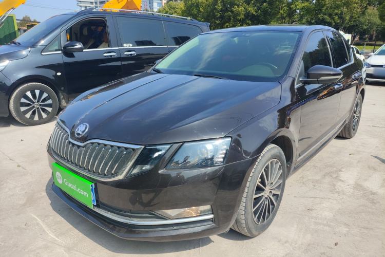 Used Skoda Octavia 2018 TSI230 DSG Luxury Edition