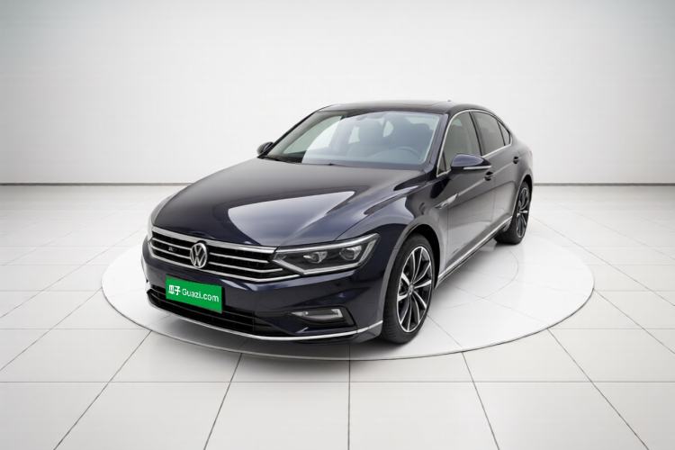 Used Volkswagen Magotan 2023 2 Million Units Limited Edition 330TSI DSG Leading Version