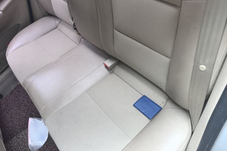 Used Buick Excelle 2013 1.5L Automatic Classic Model
