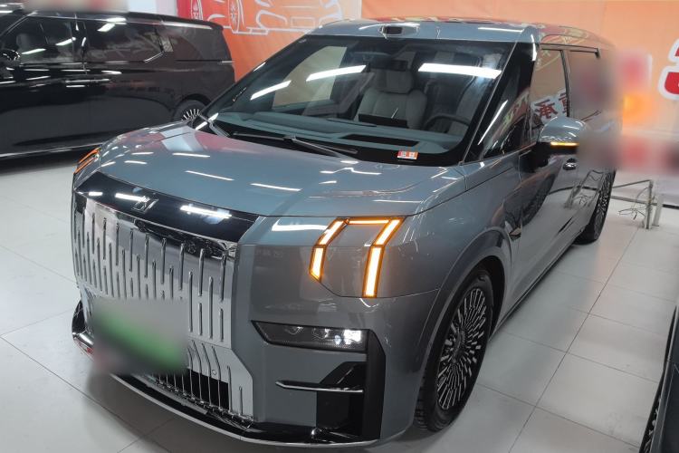 Used Zeekr 009 2024 7-Seater Walk-Through Version Four-Wheel Drive 108 kWh