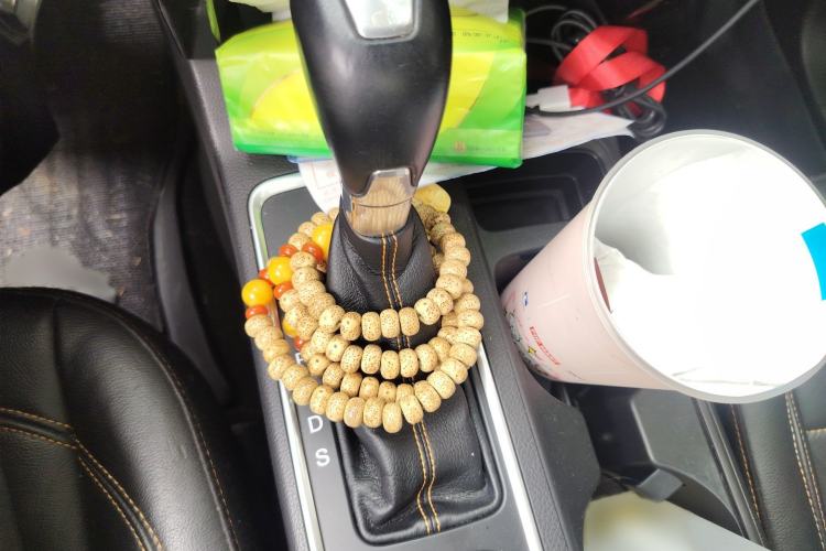 Used Ford Kuga 2017 EcoBoost 245 Four-Wheel-Drive Sport Model Gear Lever