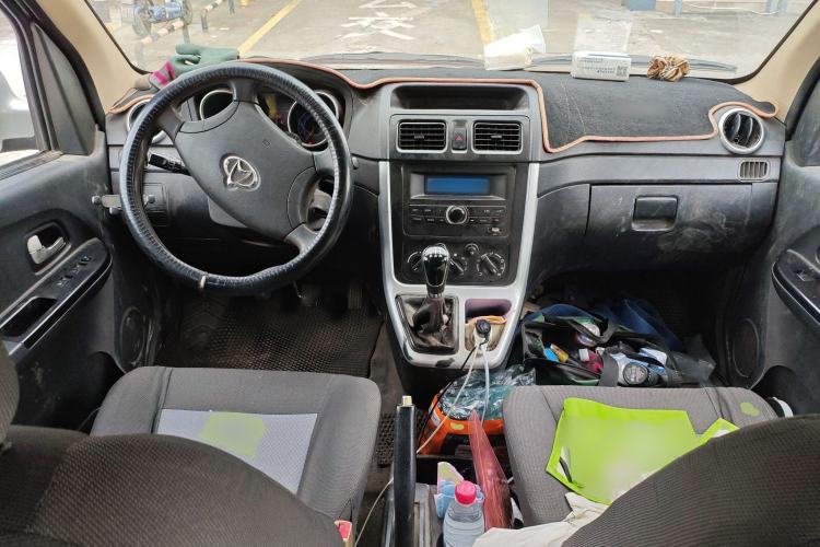 Used CHANGAN KAICHENG Ruixing M70 2019 1.5L Comfort Version 6-Seater China VI Standard Flat Roof Liftback Doors – DAM15KL Interior 2