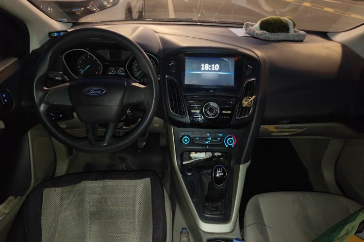 Used Ford Focus 2017 Sedan 1.6L Manual Comfort Plus SmartDrive Edition
