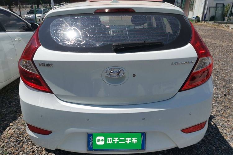 Used Hyundai Verna Ray 2014 1.4L Automatic GLX
