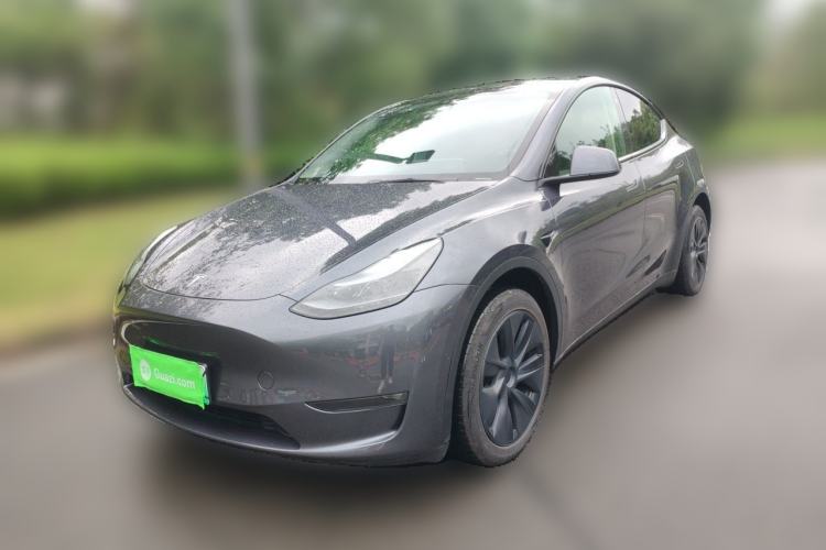 Used Tesla Model Y 2023 Long-Range All-Wheel-Drive Version