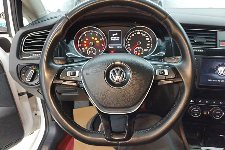 Used Volkswagen Golf 2014 1.4TSI Automatic Flagship Model