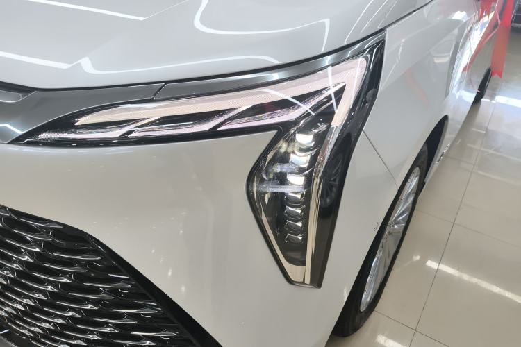 Used Buick Century 2023 2.0T Six-Seater Yinshi Edition
