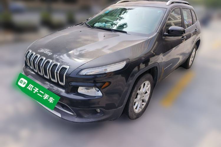 Used Jeep Cherokee 2017 2.0L Superior Edition