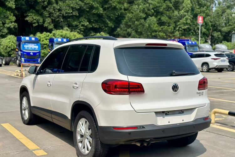 Used Volkswagen Tiguan 2016 280TSI Automatic Two-Wheel-Drive Silk Road Style Edition Exterior 4