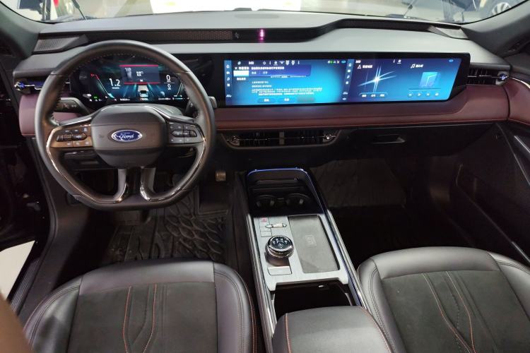 Used Ford Mondeo 2022 Facelifted EcoBoost 245 Ultimate Edition Center Console