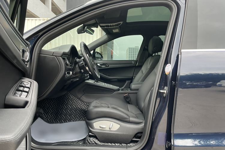 Used Porsche Macan 2018 Macan 2.0T