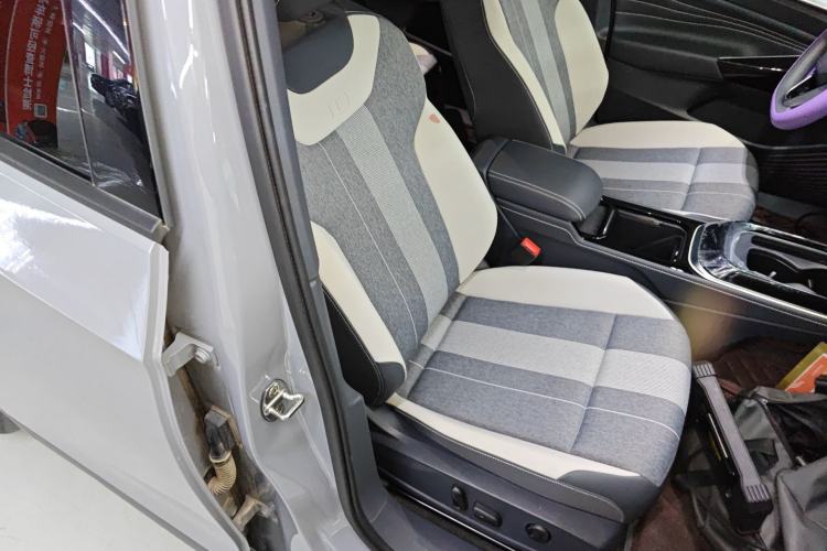 Used Volkswagen ID.4 CROZZ 2022 Pure Edition Limited Edition Right Front Seat