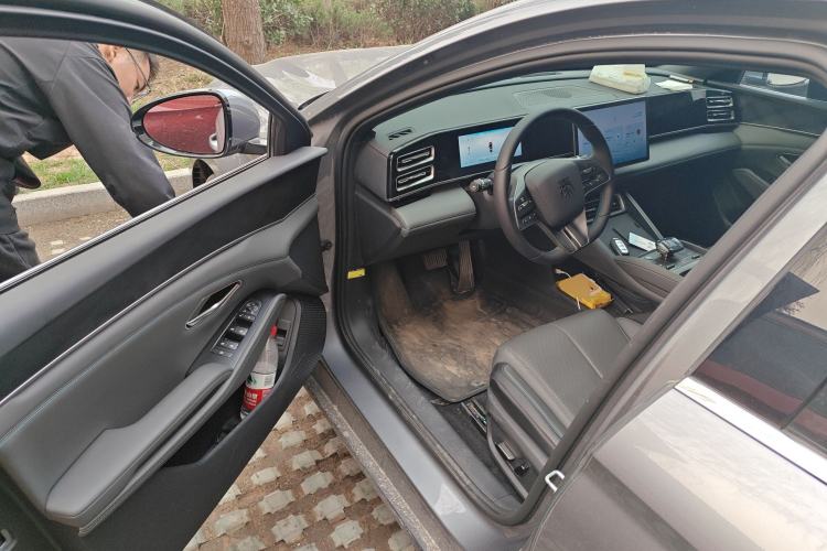 Used BYD Qin L 2024 DM-i 80KM Beyond Model
