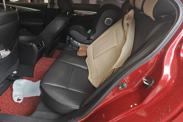 Used Infiniti Q50L 2018 2.0T Enjoyment Version China VI Standard
