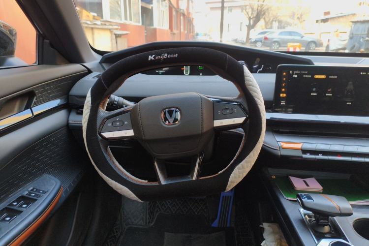 Used CHANGAN UNI-V iDD 2023 ZhiDian iDD 1.5T 113km ZhiKu Model