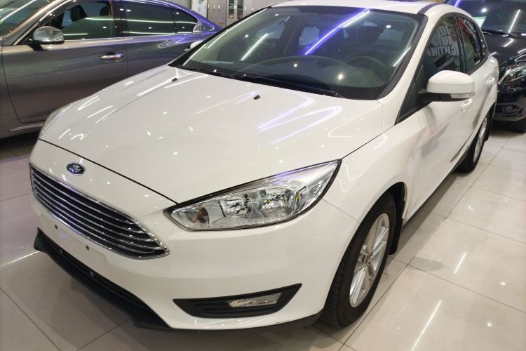 Used Ford Focus 2018 Sedan Classic 1.6L Automatic Trendy SmartDrive Edition