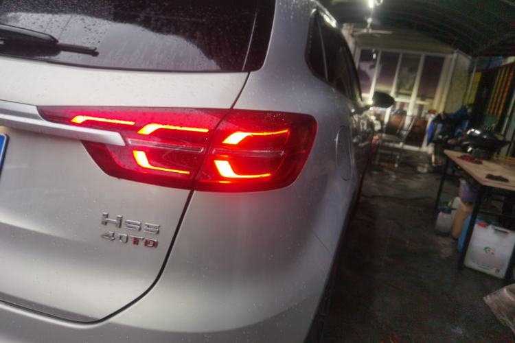 Used Hongqi HS5 2022 2.0T Smart Connect Flagship All-Wheel-Drive Version
