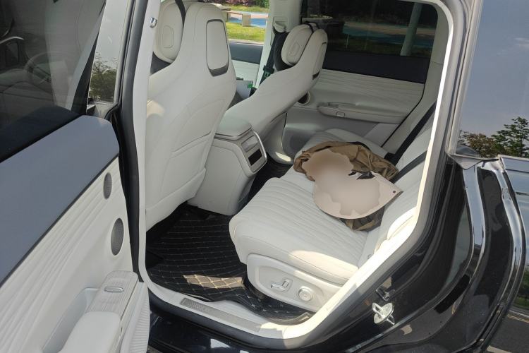 Used EXEED Star Era ET 2024 Extended-Range 240 Ultra All-Wheel Drive Left Rear Seat