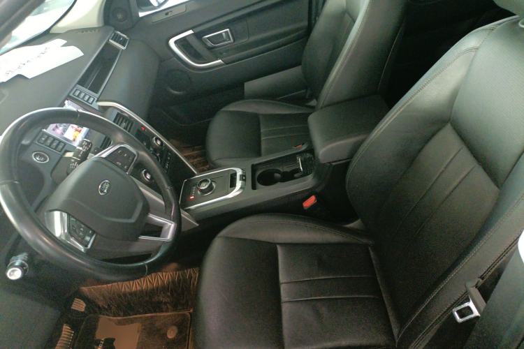 Used Land Rover Discovery Sport 2019 240 PS SE Version China VI Standard
