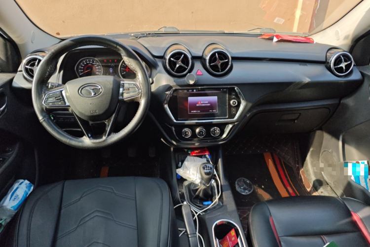 Used Soueast DX3 2016 1.5L Manual Luxury Edition