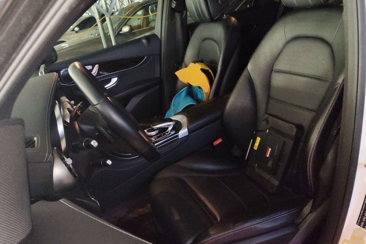 Used Mercedes-Benz GLC 2017 GLC 260 4MATIC Luxury Model Left Front Seat