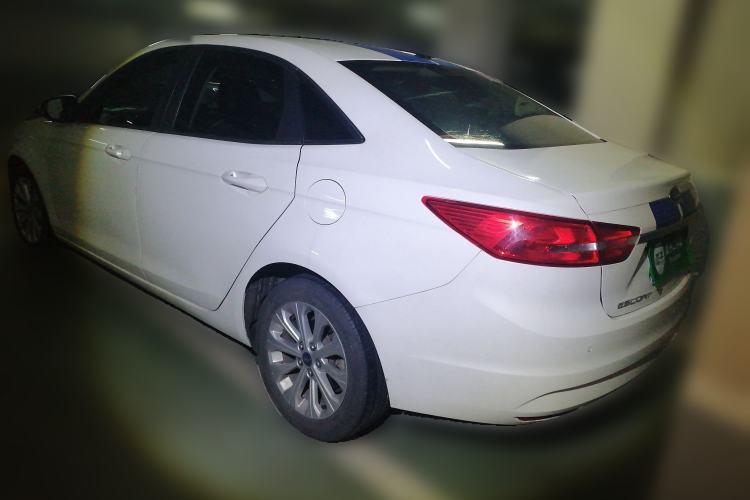 Used Ford Escort 2015 1.5L Automatic Fashion Model Rear Left 45 Deg