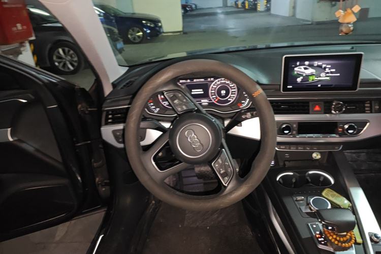 Used Audi A4L 2019 40 TFSI Fashion Edition China VI Emission Standard