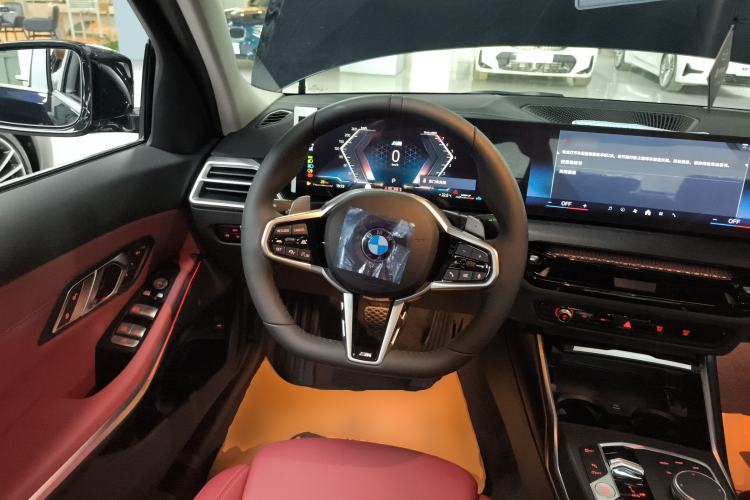 Used BMW 3 Series 2025 325Li M Sport Package Steering Wheel