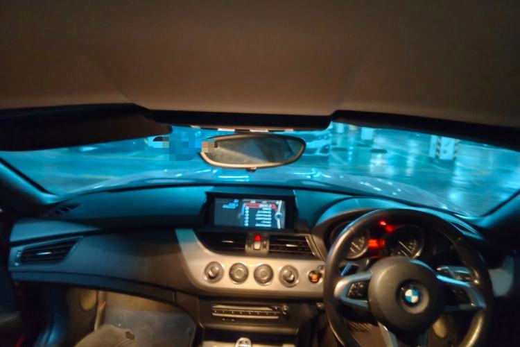 Used BMW Z4 2013 sDrive20i Leading Model
