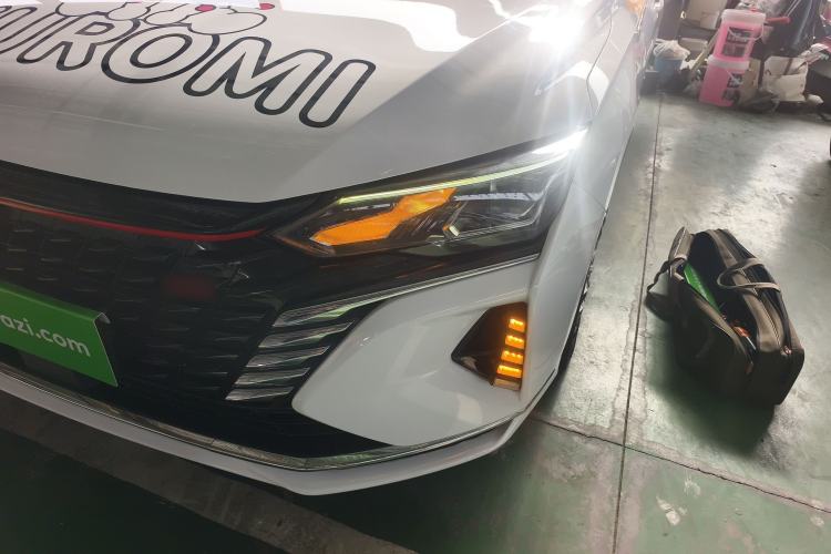 Used Dongfeng Aeolus Yixuan MAX 2023 1.5T Super-Powered Dad Edition