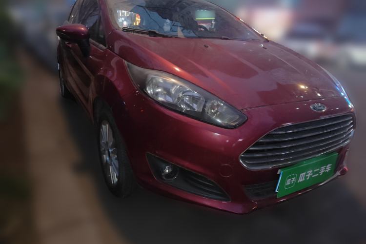Used Ford Fiesta 2013 Hatchback 1.5L Automatic Fashion Edition Front Right 45 Deg