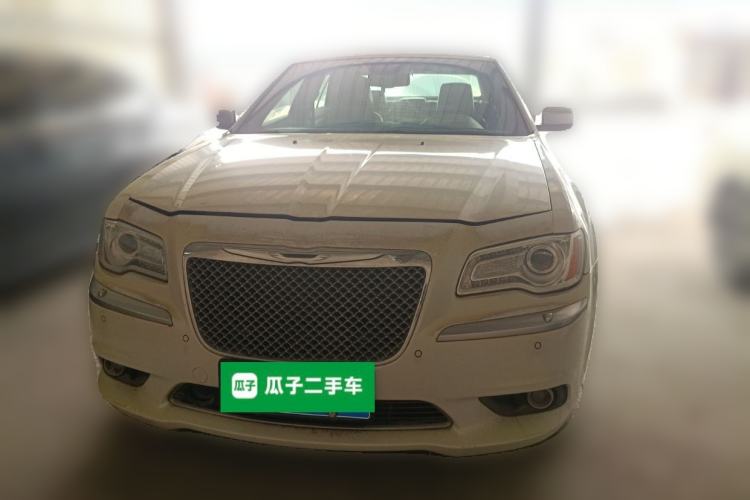 Used Chrysler 300C 2014 3.0L Excellence Edition

