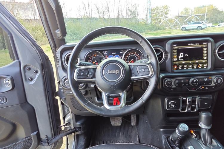 Used Jeep Gladiator 2022 3.6L Pioneer Edition