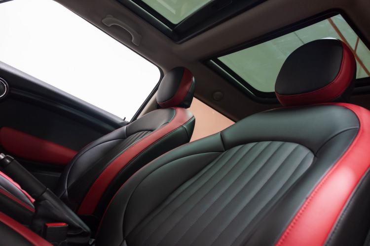 Used MINI 2014 1.5T COOPER Fun Interior 10