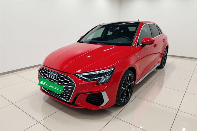 Used Audi A3 2024 Sportback 35 TFSI Fashionable Sports Model Guazi used car, China used car export, Used car for sale, Used cars, Cheapest cars for sale