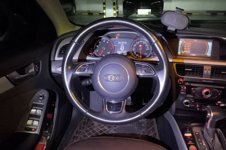 Used Audi A4L 2016 35 TFSI Collector's Edition Automatic Standard Model