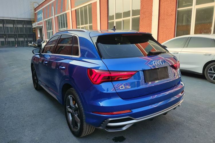 Used Audi Q3 2022 35 TFSI Fashion Dynamic Model