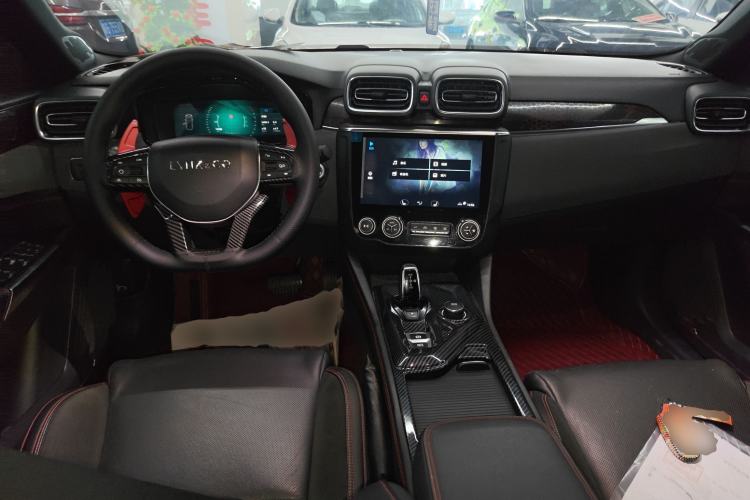 Used Lynk & Co 03 2019 1.5TD DCT Sport Edition China VI Standard Center Console