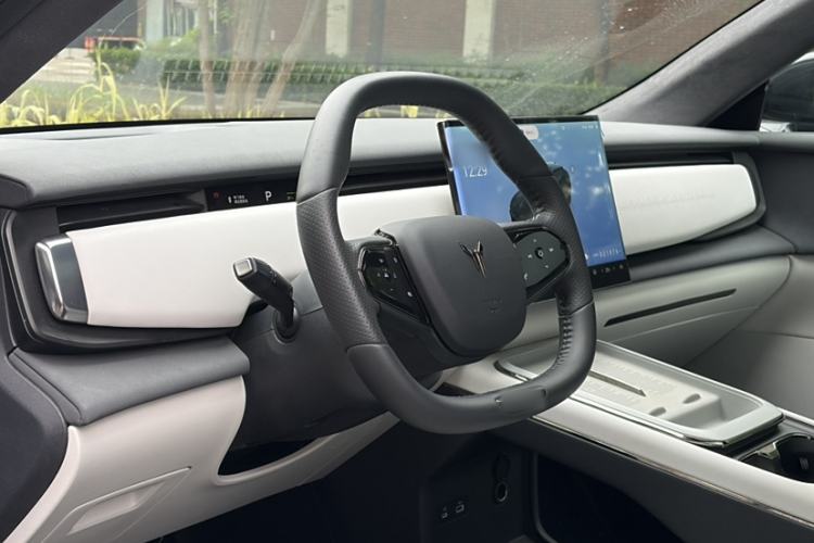 Used VOYAH COURAGE 2024 Long-Range Supercharge Edition