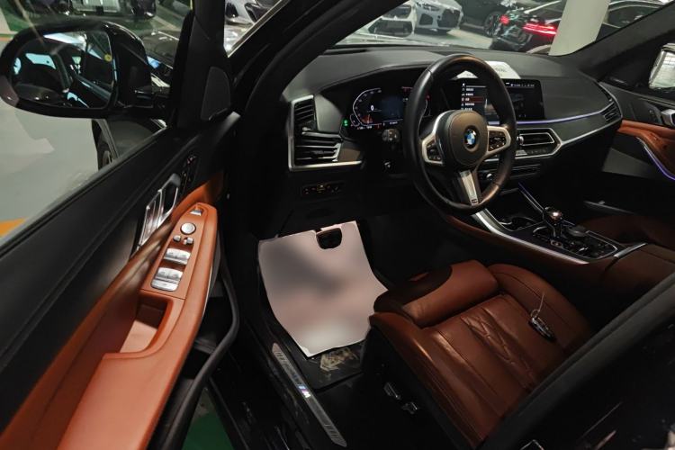 Used BMW X7 2021 xDrive40i Luxury M Sport Package Driver Seat