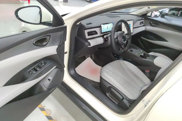 Used BYD Seal 06 New Energy 2026 DM-i Ultra-Enjoyment 128KM Luxury Edition
