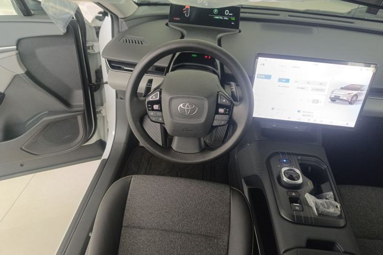 Used Toyota bZ5 2025 Model 550 JOY
