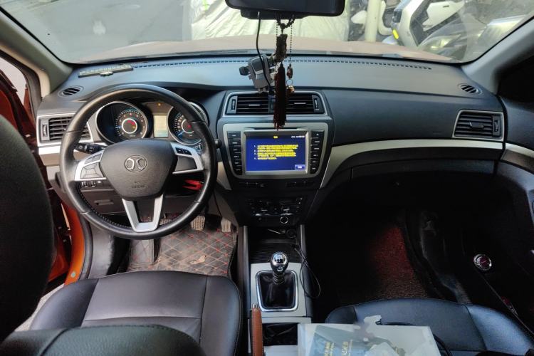 Used BAIC Senova X65 2015 2.0T Manual Elite Edition
