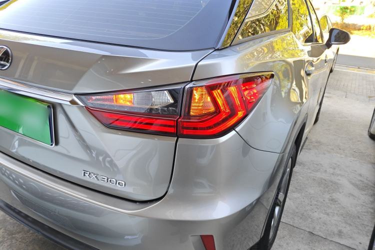 Used Lexus RX 2016 300 Two-Wheel Drive Elite Version China V Standard