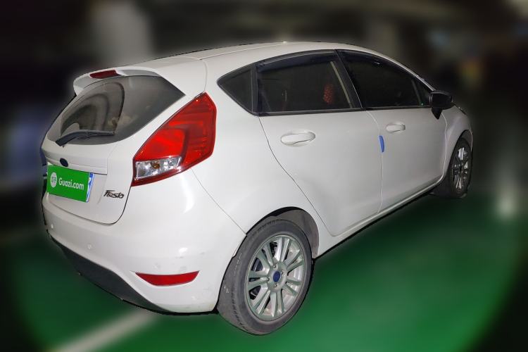 Used Ford Fiesta 2013 Hatchback 1.5L Automatic Fashion Edition Rear Right 45 Deg