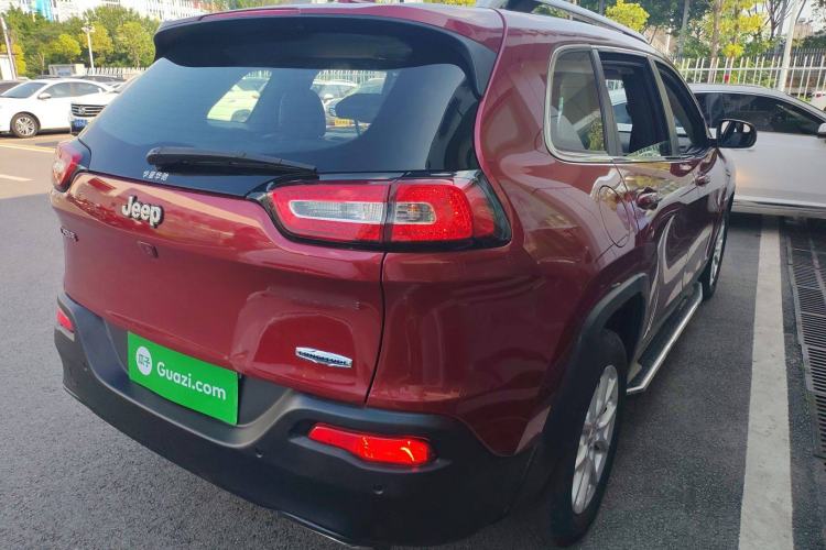 Used Jeep Cherokee 2016 2.4L Leading Smart Version